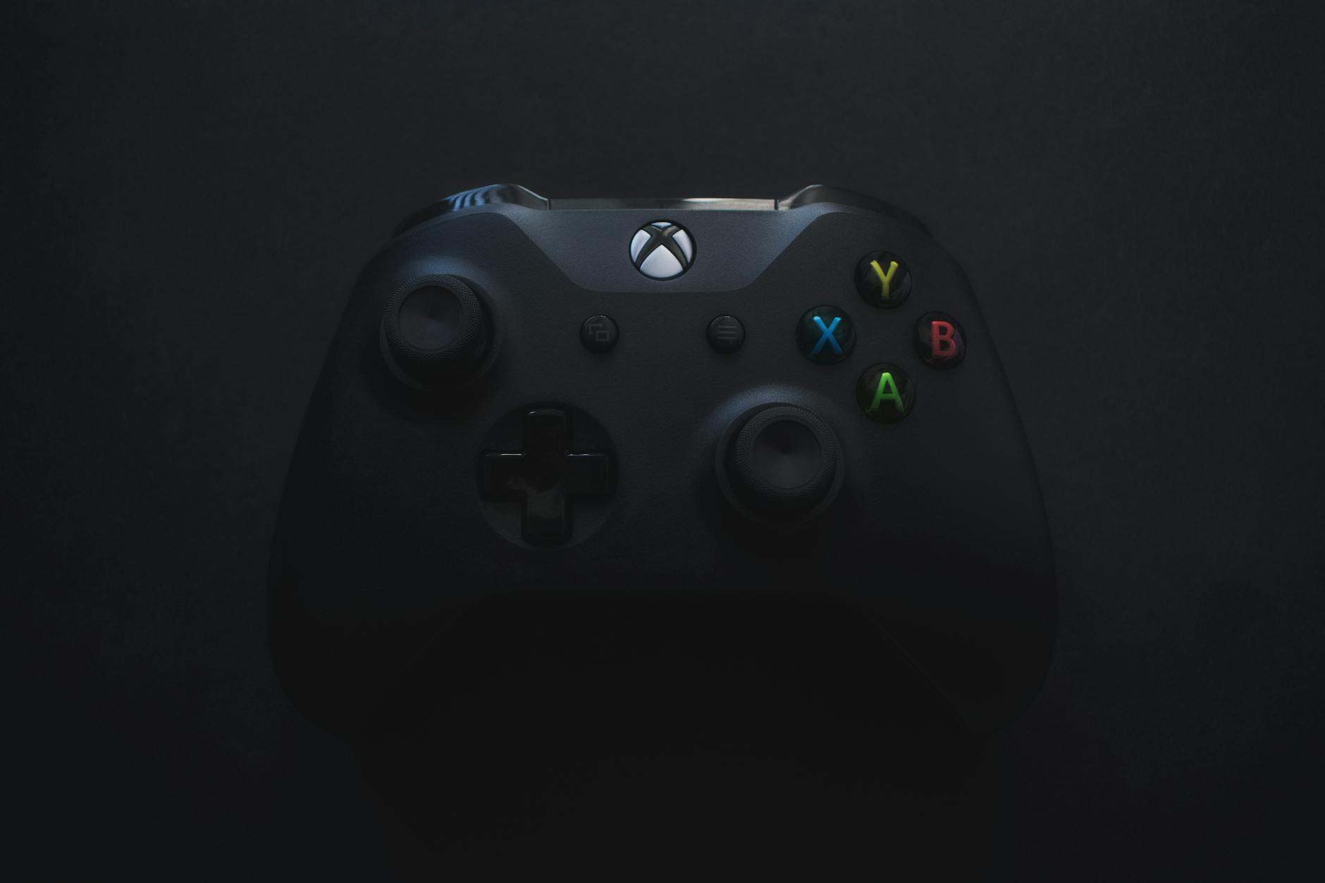 The Evolution of Multiplayer Gaming: From LAN Parties to Online Platforms